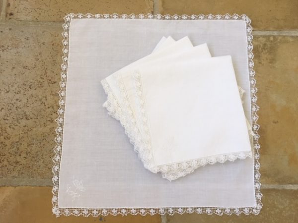 12 Servietten mit Spitze | 1191